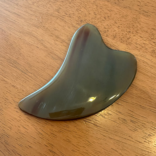 水牛のベージュ厚みある滑らかなカッサ