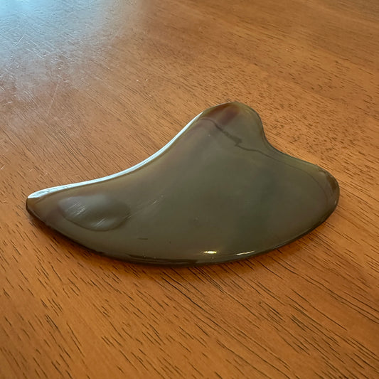 水牛のベージュ厚みある滑らかなカッサ